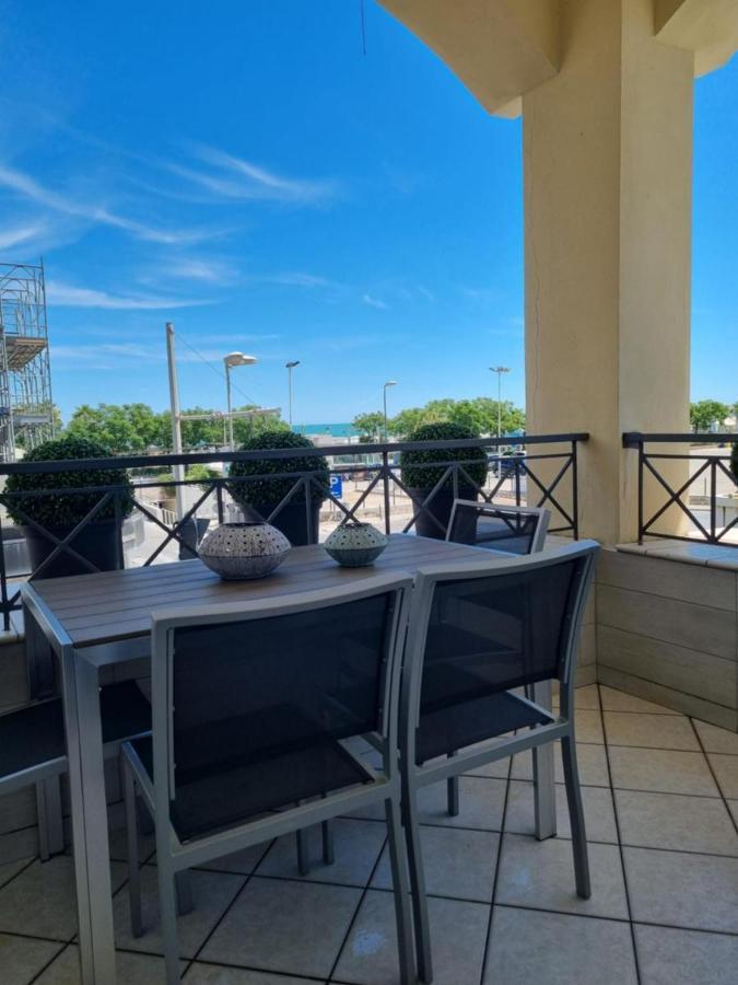 Bmp Apartment Atmosphere 2 Centrale, Vista Mare, Parcheggio Riccione Exterior photo