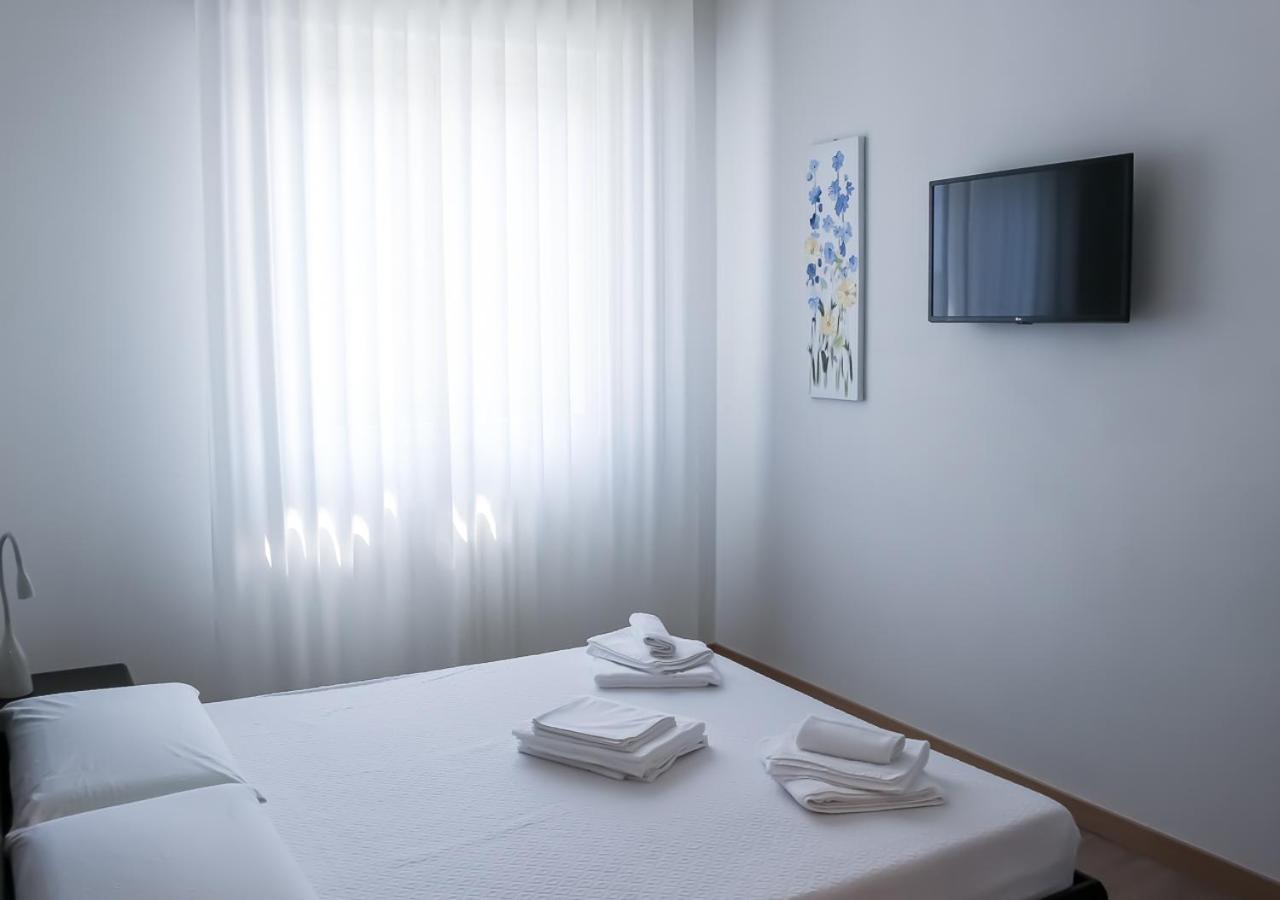 Bmp Apartment Atmosphere 2 Centrale, Vista Mare, Parcheggio Riccione Exterior photo